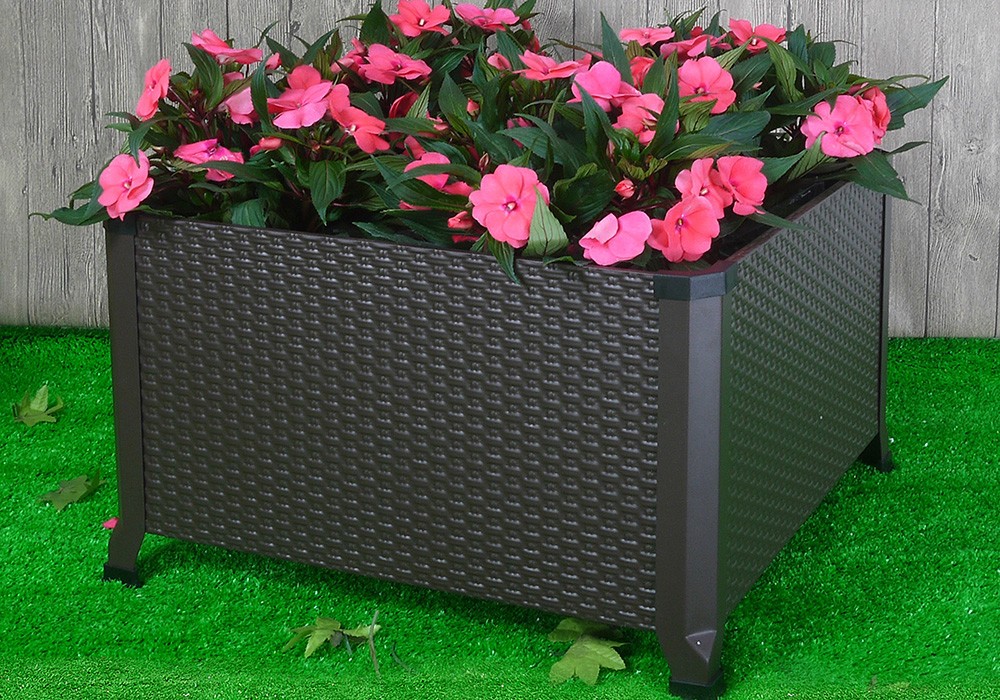 Metal garden planter bed series